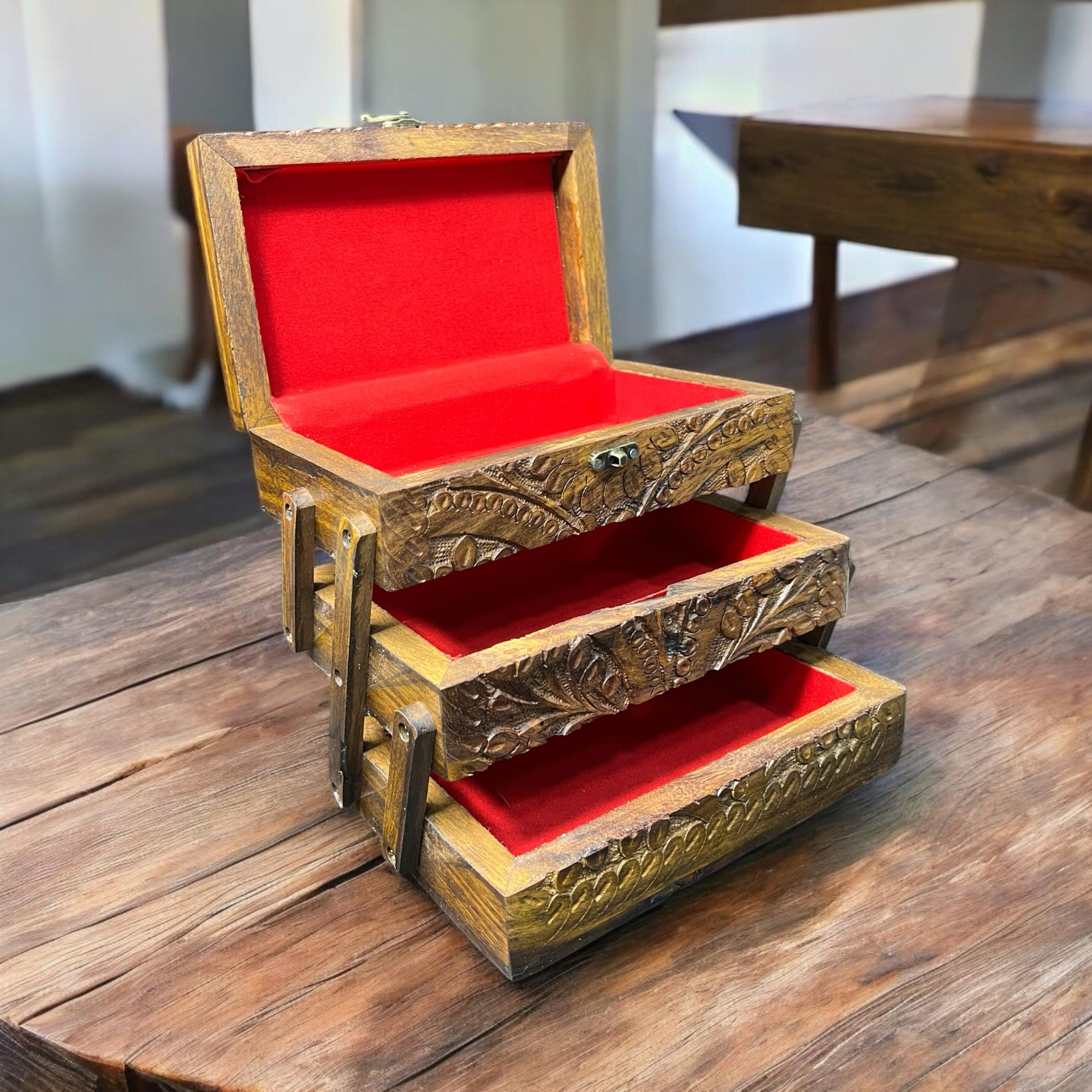 Trifold Jewelry Box β Carving