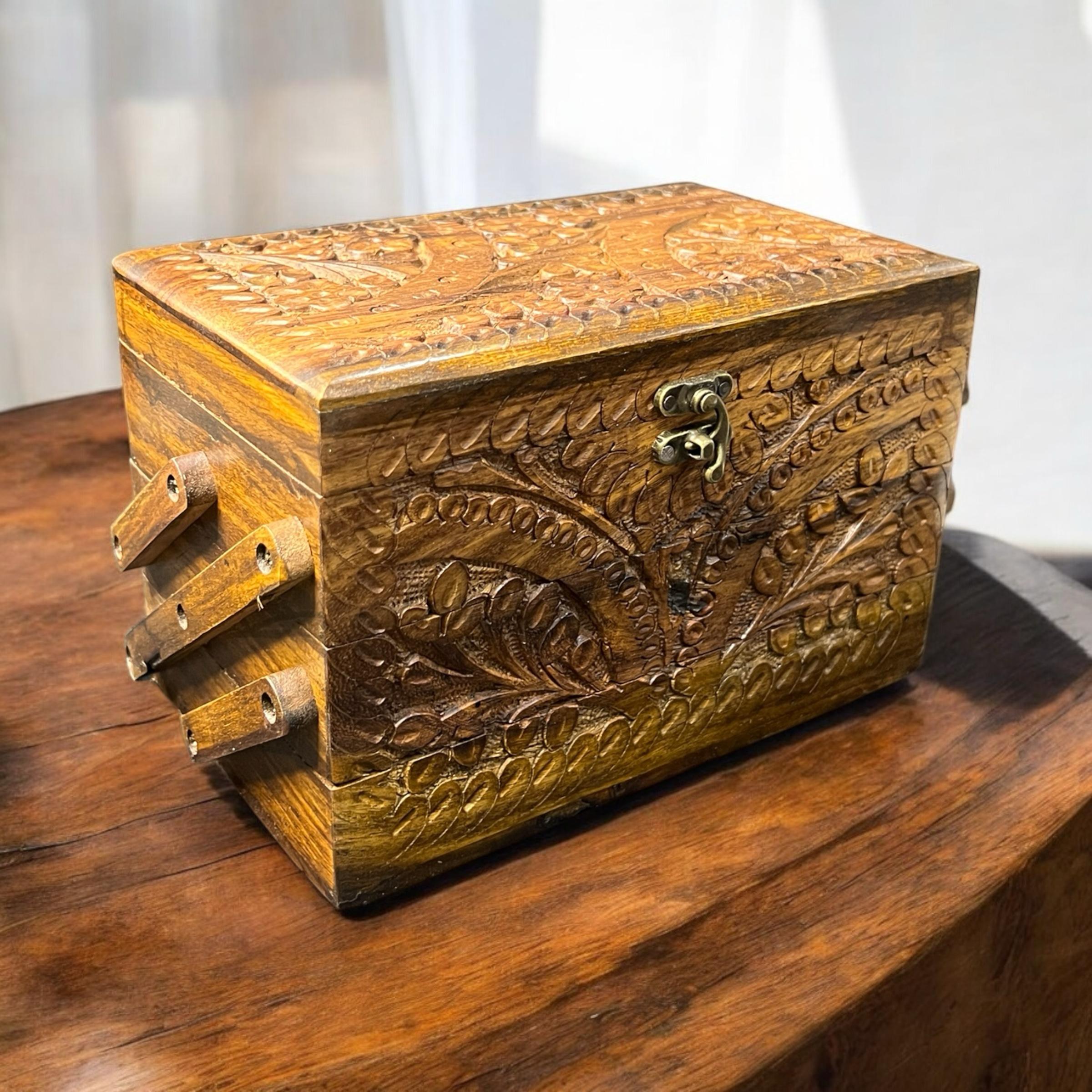 Trifold Jewelry Box β Carving - Image 2