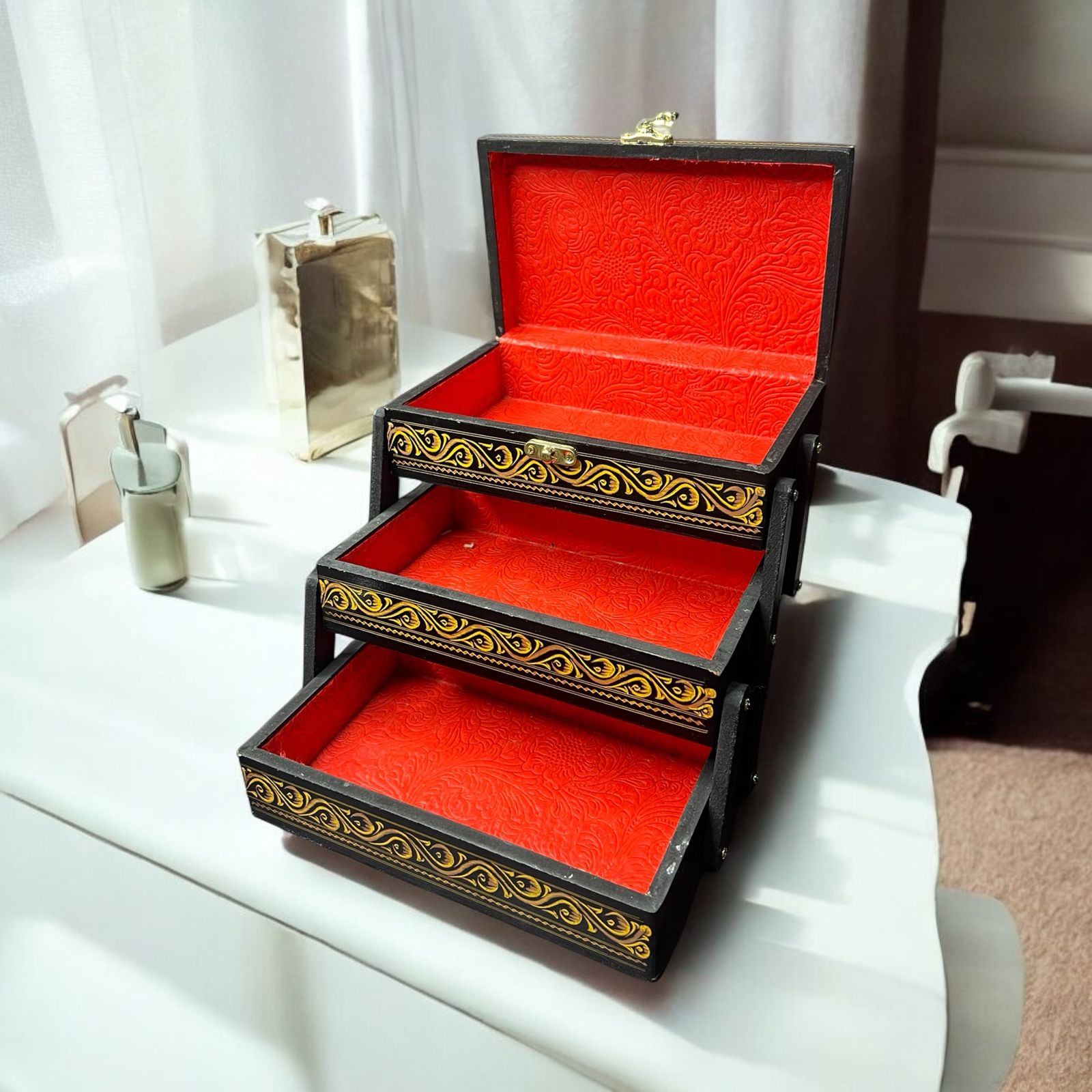 Tri Fold Jewelry Box β Naqshi
